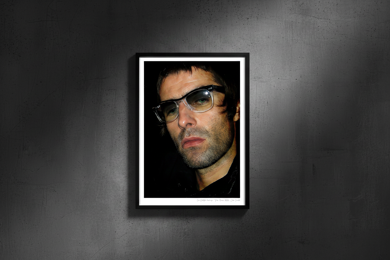 Liam - Portrait Frame